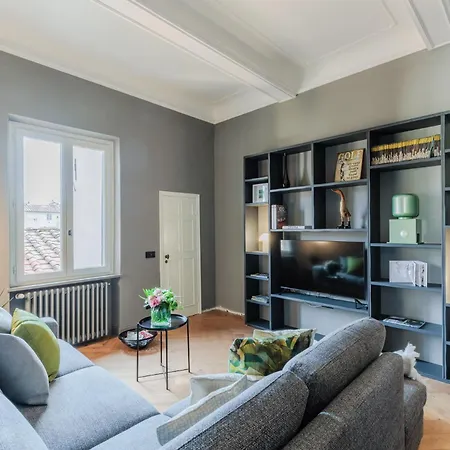 Casa Grey, 2 Bedrooms 2 Bathrooms *
