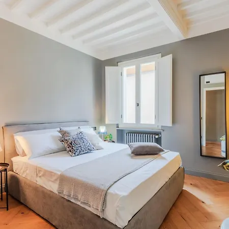 Casa Grey, 2 Bedrooms 2 Bathrooms * Lucca